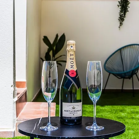 Exclusive Penthouse - Big Balcony & Private Garden *