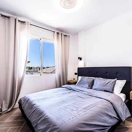 Apartment Exclusive Penthouse - Big Balcony & Private Garden *