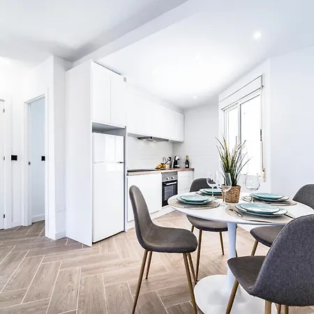 Apartment Exclusive Penthouse - Big Balcony & Private Garden *